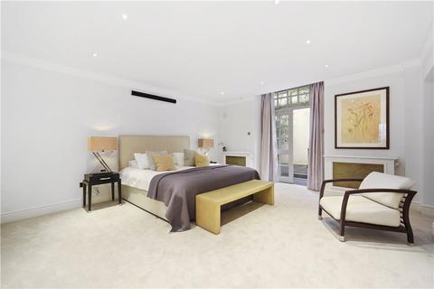 3 bedroom flat for sale, Eaton Gate Belgravia SW1W