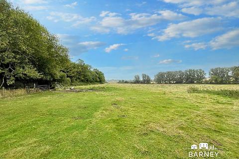 Land for sale, Horton Road, Hackleton, Northamptonshire NN7