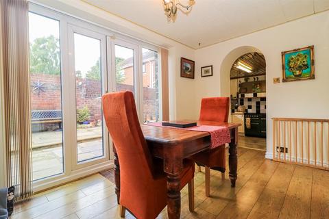 4 bedroom semi-detached house for sale, Upper Lane, Wakefield WF4