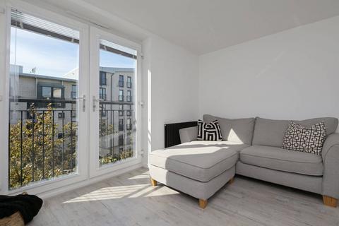 2 bedroom flat for sale, 20 Waterfront Gait, Edinburgh, EH5 1EP