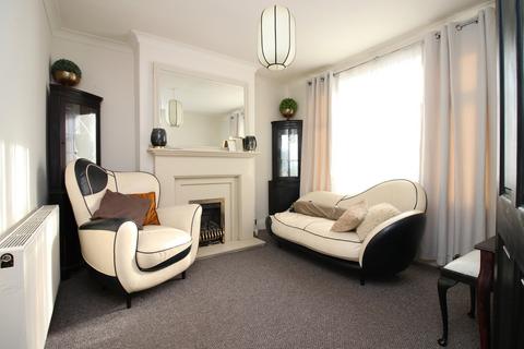 9 Cedar Avenue, Thornton-cleveleys, FY5 2HZ