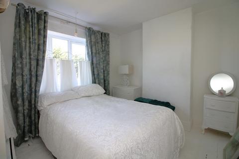 9 Cedar Avenue, Thornton-cleveleys, FY5 2HZ