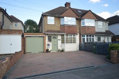 3 bedroom semi-detached house for sale, Manygate Lane, Shepperton TW17