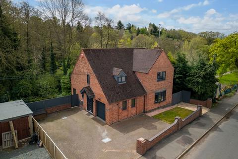 5 bedroom detached house for sale, Stourbridge Road, Kidderminster DY10