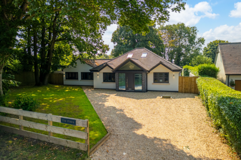 5 bedroom detached bungalow for sale, Heath End Road, Stourbridge DY9