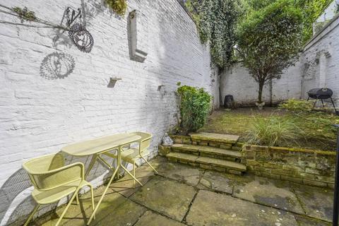 Flat 1, 32 Cannon Street Road, London, E1 0BH