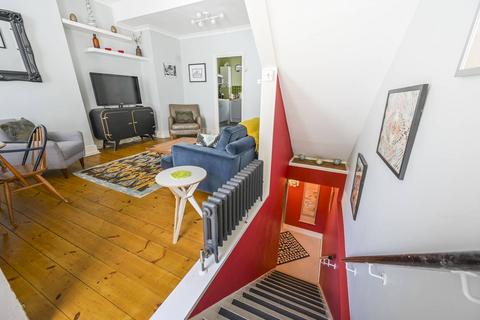 2 bedroom maisonette for sale, Flat, Cannon Street Road, Wapping, London, E1