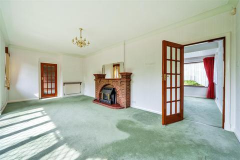 3 bedroom bungalow for sale, Old Rectory Lane, East Horsley