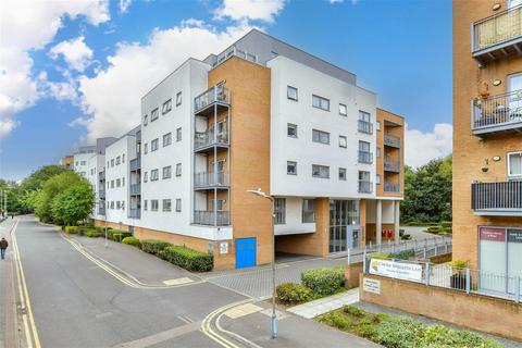 2 bedroom apartment for sale, Sovereign Way, Tonbridge, Kent