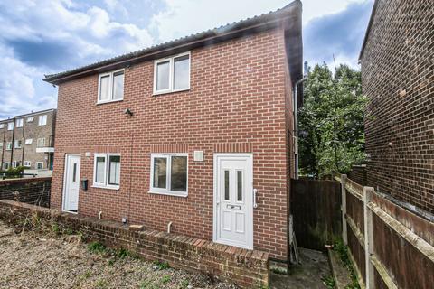 2 bedroom house for sale, Avon Way Colchester