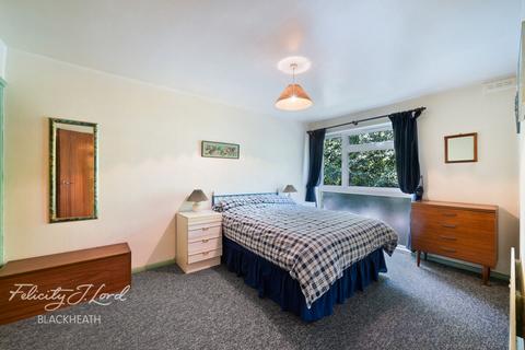 3 bedroom apartment for sale, 14 St Johns Park, London