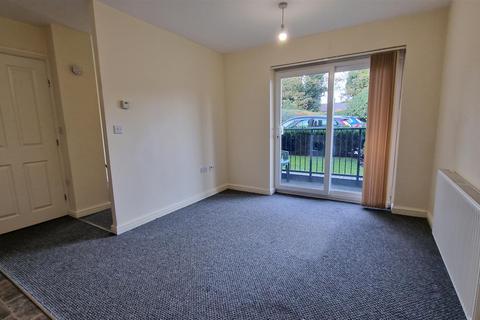 1 bedroom apartment to rent, Finings Court, Burton-On-Trent