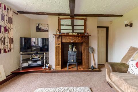 24 The Dock, Catshill, Bromsgrove, B61 0NJ