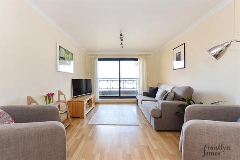 2 bedroom apartment for sale, Free Trade Wharf, The Highway, London, E1W