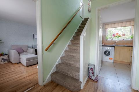 13 Catherine Close, Bromsgrove, B60 3HU