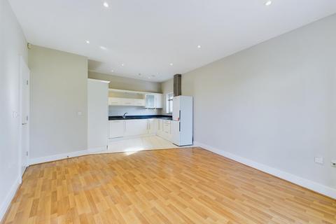 1 bedroom flat to rent, Merton Road, Wimbledon