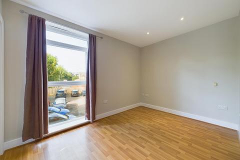 1 bedroom flat to rent, Merton Road, Wimbledon