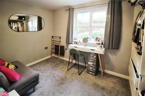 2 bedroom flat for sale, Railway Walk, Worcestershire B60