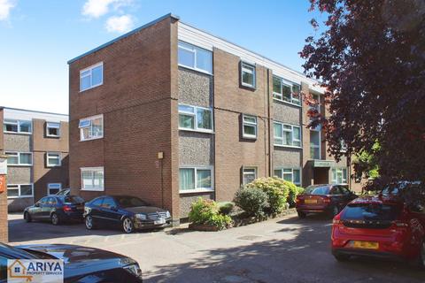 3 bedroom apartment for sale, The Albany, 240 -242 London Road, Leicester LE2