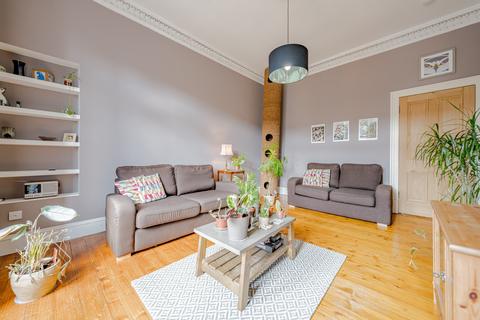 2 bedroom flat for sale, McLennan Street, Flat 3/2, Mount Florida, Glasgow, G42 9DQ