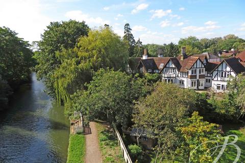 4 bedroom country house for sale, Lower Cookham Road, Maidenhead, SL6