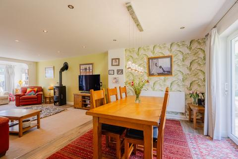 Orchard Cottage Churchill Drive, Crediton, EX17 2DW