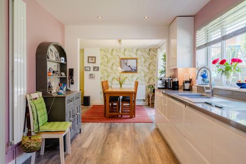 Orchard Cottage Churchill Drive, Crediton, EX17 2DW