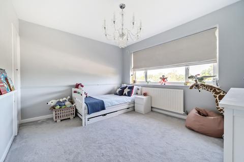 4 The Birches, Orpington, BR6 8NH