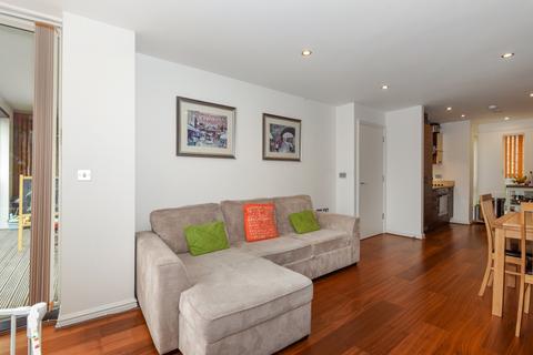 2 bedroom flat to rent, Boundary Lane Walworth SE17