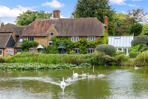 3 bedroom semi-detached house for sale, The Green, Dunsfold, Godalming, Surrey, GU8