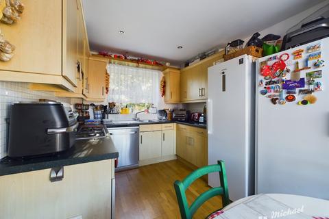 3 bedroom townhouse for sale, Wedgewood Street, Aylesbury, Buckinghamshire