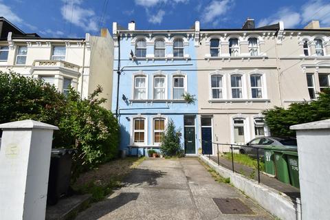 2 bedroom maisonette to rent, Bohemia Road, St. Leonards-On-Sea TN37