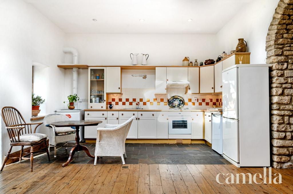 Kitchen / Garden Room