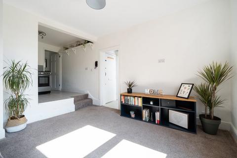 1 bedroom flat for sale, Grove Road South, Hampshire PO5