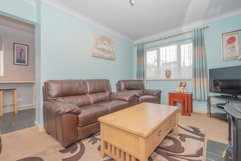 2 bedroom semi-detached bungalow for sale, Heathwood Drive, Ramsgate, CT11