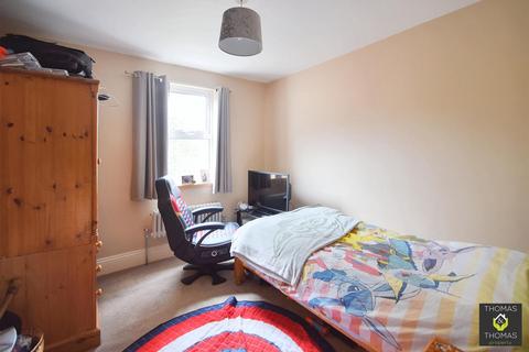 49 Grange Road, Tuffley, Gloucester, GL4 0PU