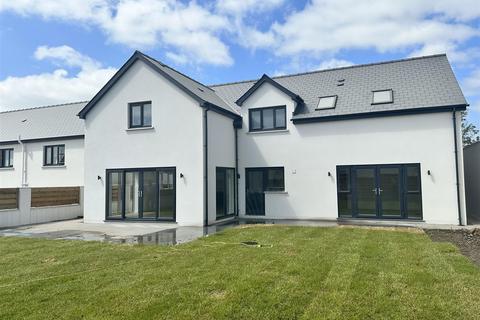 4 bedroom detached house for sale, Will Meadows, Freystrop, Haverfordwest