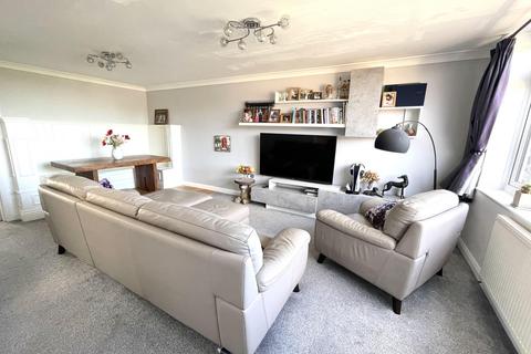 2 bedroom apartment for sale, Ashtead Village