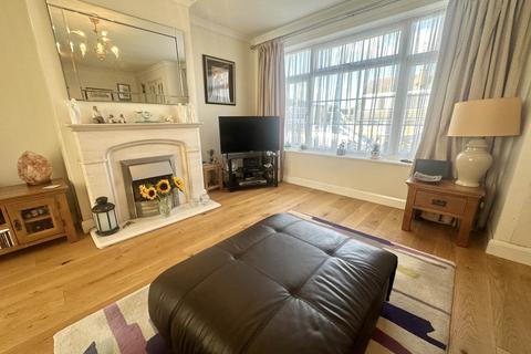 3 bedroom semi-detached house for sale, Sudbury Road, Luton LU4