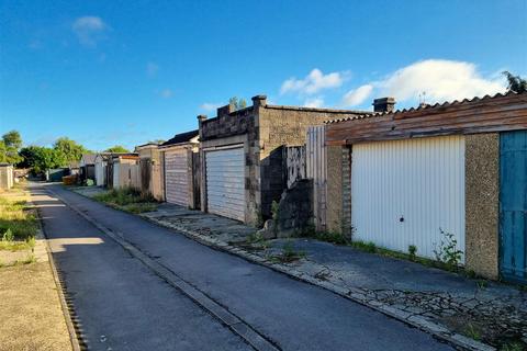 Garage for sale, Somerset Road, Swindon