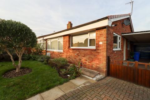 2 bedroom semi-detached bungalow for sale, Oak Close, Filey YO14