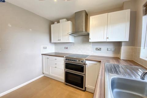 2 bedroom flat for sale, Bridport