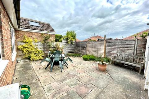 30 Nursery Gardens, York, YO10 3QL