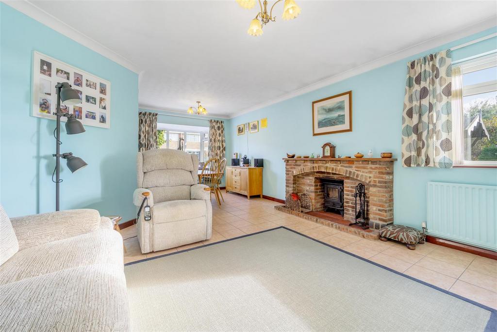 64 Bede Crescent (Benington)-14.jpg