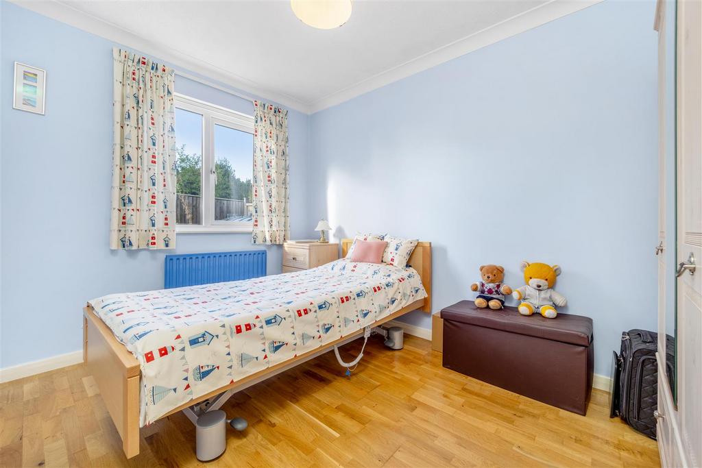 64 Bede Crescent (Benington)-25.jpg