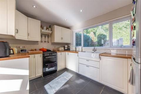 3 bedroom detached house for sale, Caerleon Road, Cwmbran NP44