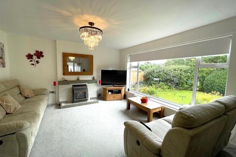 62 Dobb Brow Road, Westhoughton, Bolton, BL5 2AZ