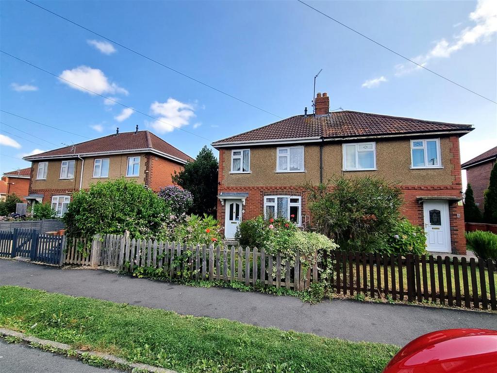 5 Haydon Road - Front2.jpg