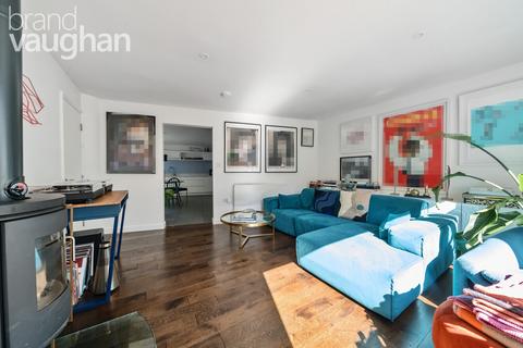 3 bedroom bungalow to rent, Osborne Villas, Hove, East Sussex, BN3
