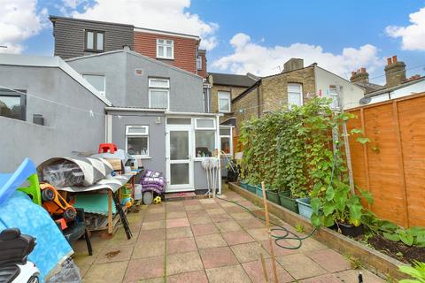 5 bedroom terraced house for sale, Eighth Avenue, London